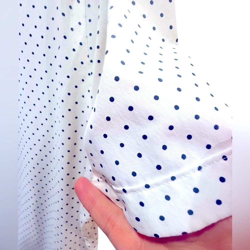 Express men’s size medium super soft stretch performance moisture wicking shirt - Picture 3 of 4